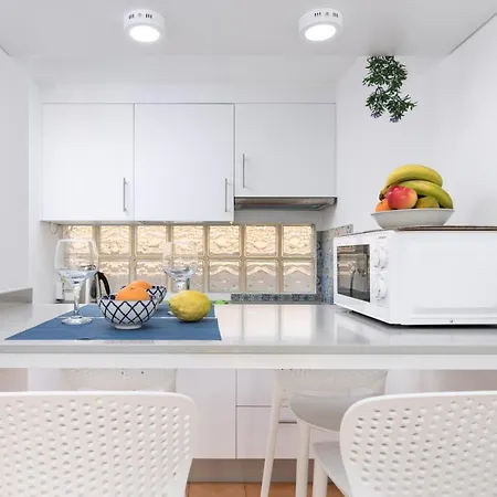 Home2book Aloha Palm 아파트 *