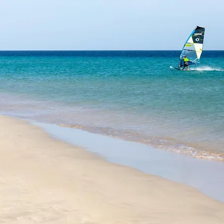 Home2book Aloha Palm 아파트