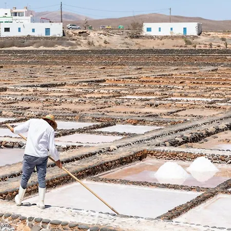 Home2book Aloha Palm アパート